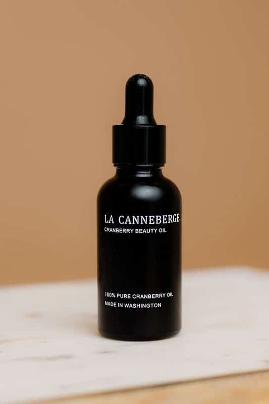 lacanneberge organic cranberry face oil